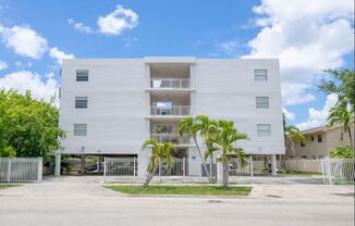 Montego Bay Apartments- 1095 W 77 St Hialeah, FL 33014