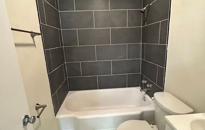 Large 3 bedroom in Hazelwood