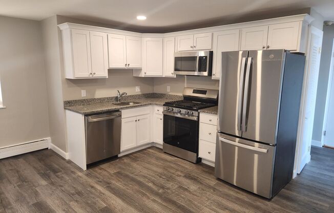Renovated First Floor 1 Bd 1 Bath with OceanViews on Revere Beach Heat/Hot Water Included