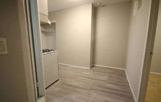 Studio, 1 bath, $2,650, Unit 3