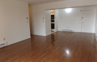 2 beds, 2 baths, 1,085 sqft, $4,100, Unit 608
