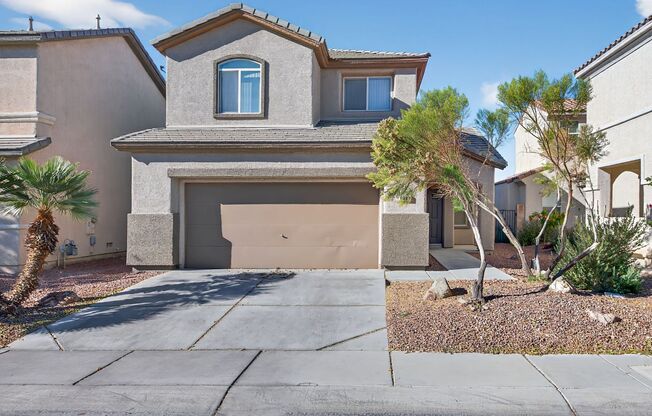 GOLF COURSE VIEWS AT SILVERSTONE RANCH (CENTENNIAL) - 2-STORY 3-BEDROOM HOUSE!