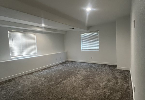 3007 45 AVE