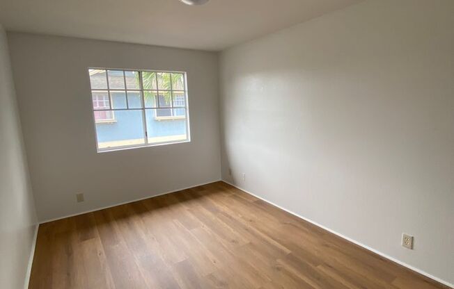 Updated 3 Bedroom, 2 Bath Pet Friendly Home with a Garage, Yard, and Central AC