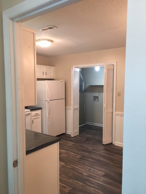 2 beds, 2.5 baths, 1,200 sqft, $1,650, Unit 4400