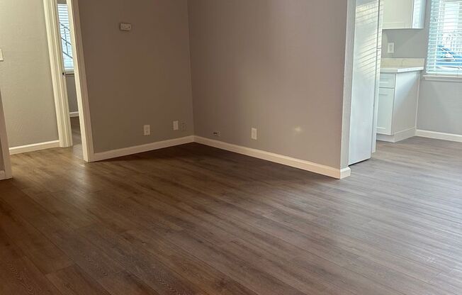 Beautifully updated 1/1 unit across the street from SJSU!