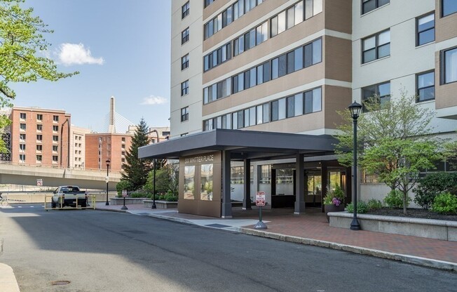 Studio, 1 bath, 536 sqft, $2,800, Unit 4B