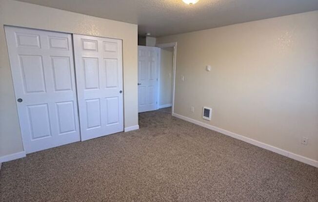 2 beds, 2 baths, 1,100 sqft, $1,525, Unit 183-160