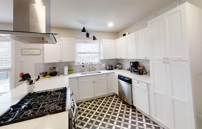 2503 Hartford