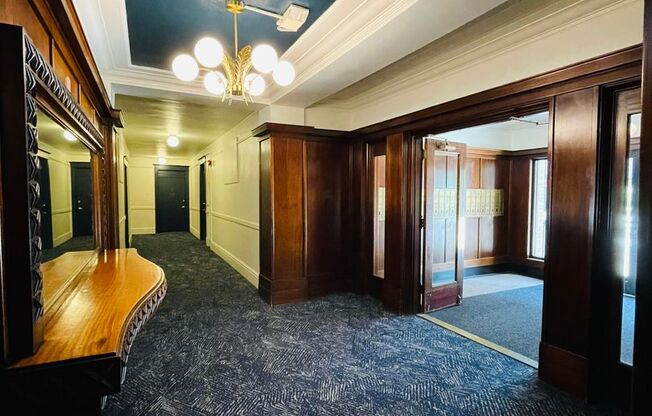 2 beds, 1 bath, 609 sqft, $1,995, Unit 106