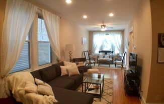 Duplexed Lakeview Three Bedroom Two Bath