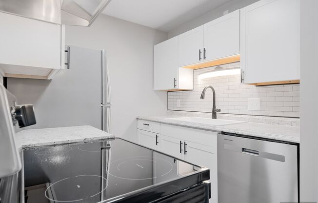 2 beds, 1 bath, 625 sqft, $1,099, Unit 1012 - 3C
