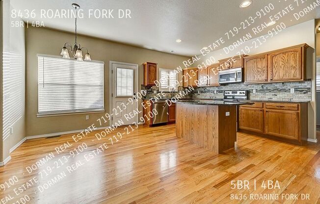 8436 ROARING FRK DR