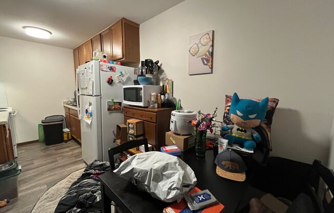 1 bed, 1 bath, $975, Unit 40