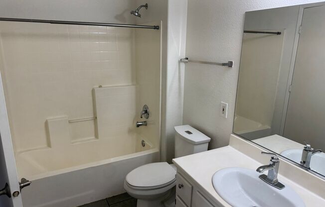 1 bed, 1 bath, $1,000