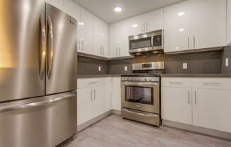 Camarillo Street (#477)