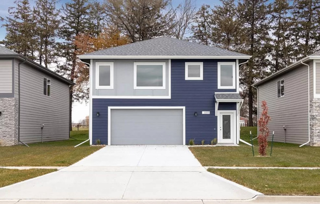 Beautiful single family home With 6 Car Attached Garage!