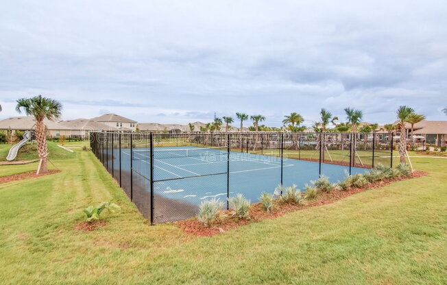 4 beds, 2.5 baths, 3,200 sqft, $3,300