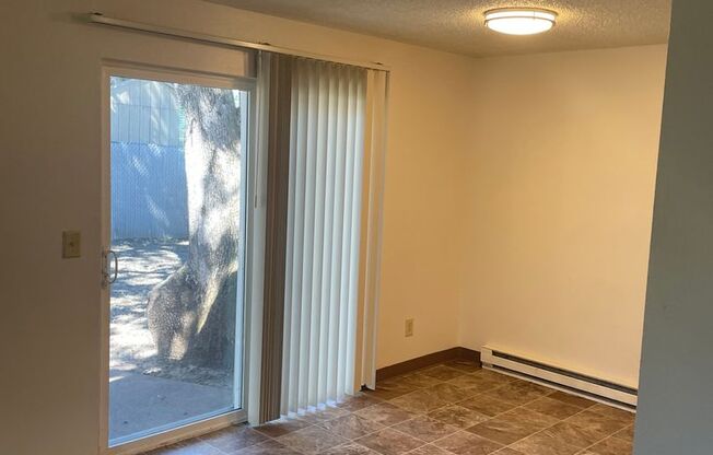 1120-1140 18th St SE Salem, OR 97302