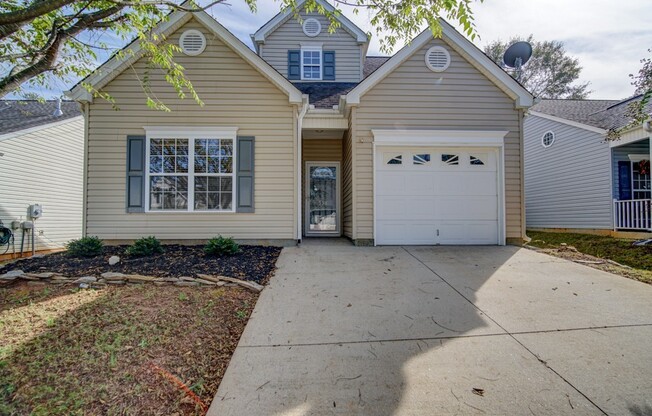 Spacious 3 BR, 2.5 BA Home In District 2, With Easy Access to I-85 & Downtown Spartanburg