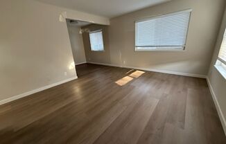 2 beds, 1 bath, $2,850, Unit 01