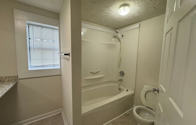 2 beds, 1 bath, $1,325, Unit 2187