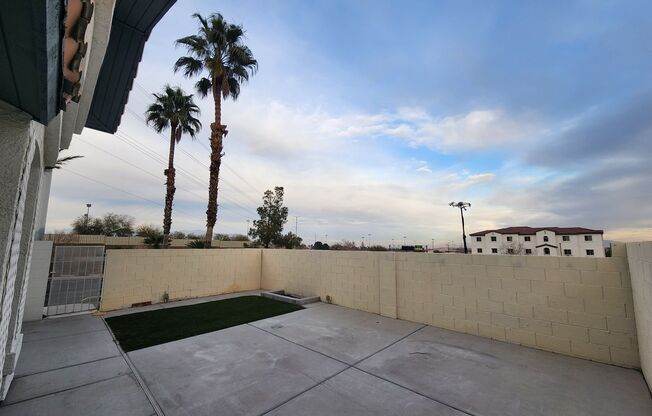 Modern Comfort in the Heart of Summerlin!