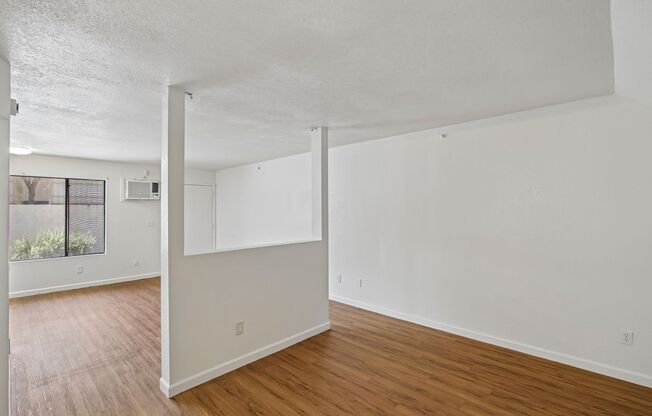 Studio, 1 bath, 494 sqft, $625, Unit 111
