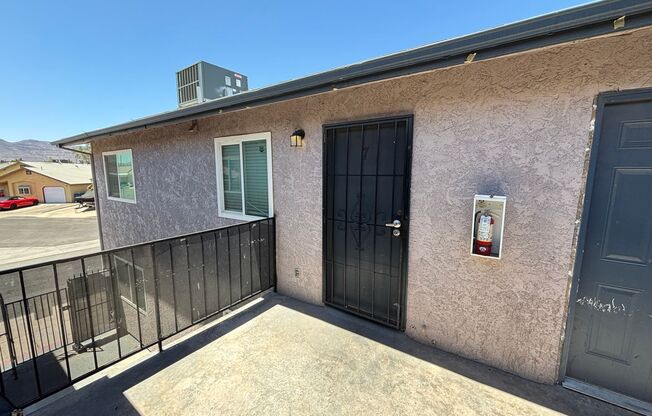 225 E Foster Ave. Unit 7