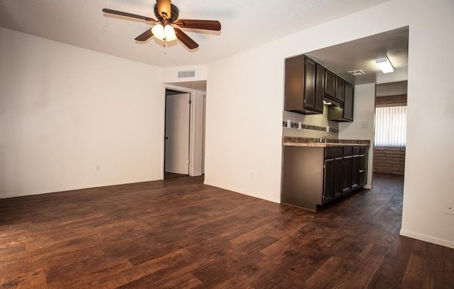 1 MONTH FREE rent 2 bed 1 bath with private Patio