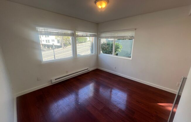 Studio, 1 bath, 278 sqft, $1,095, Unit 206