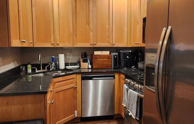 Updated Lakeview 1 Bed, Plus Den/Offce, 1 Bath Residence