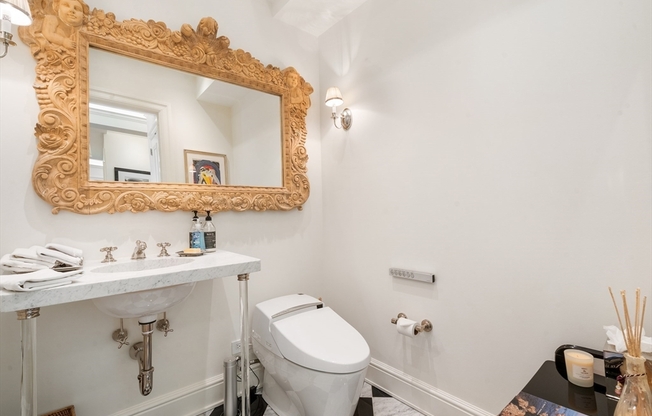 3 beds, 4.5 baths, 3,246 sqft, $35,000, Unit 30E