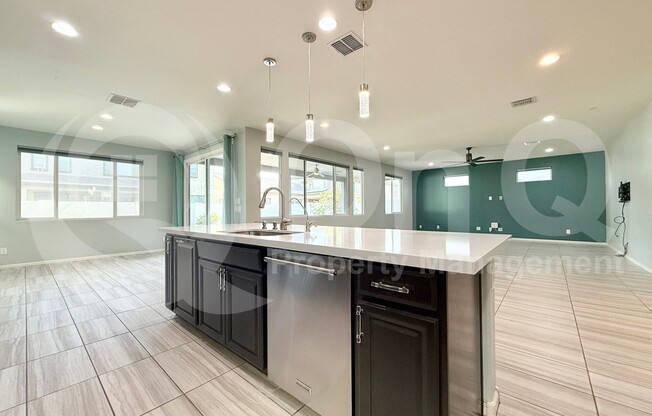 261 E WISTERIA DR