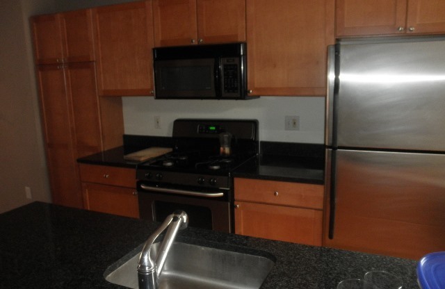 15 S. Decker St. - Charming 3 bed, 2 bath Townhouse in Patterson Park