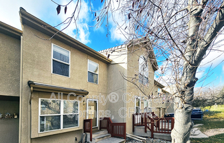 1949 BRISTLECONE DR