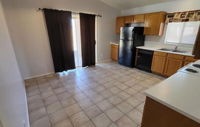 2 bed 2 bath home in Phoenix!