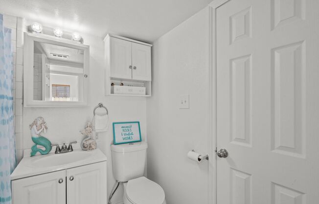 1 bed, 1 bath, 595 sqft, $1,100, Unit #126