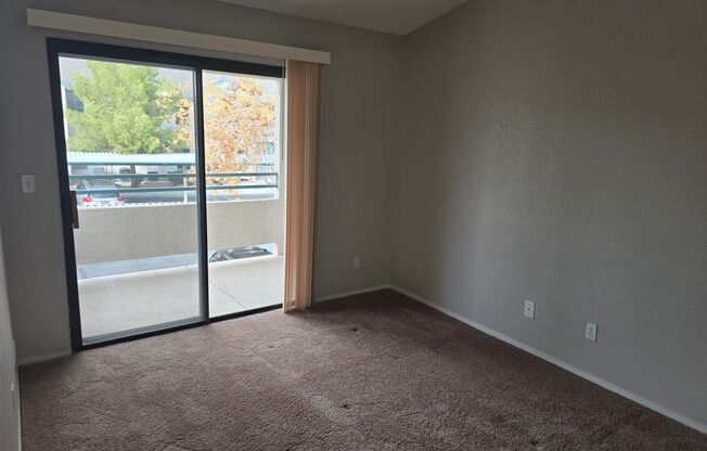 1 bed, 1 bath, $1,050, Unit Bldg. G