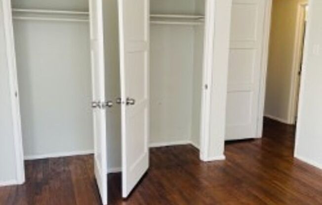 2455-2457 Cincinnati Ave