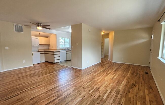 2 beds, 1 bath, $1,795