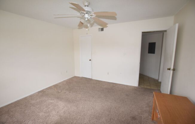 1 bed, 1 bath, $900, Unit # 3022