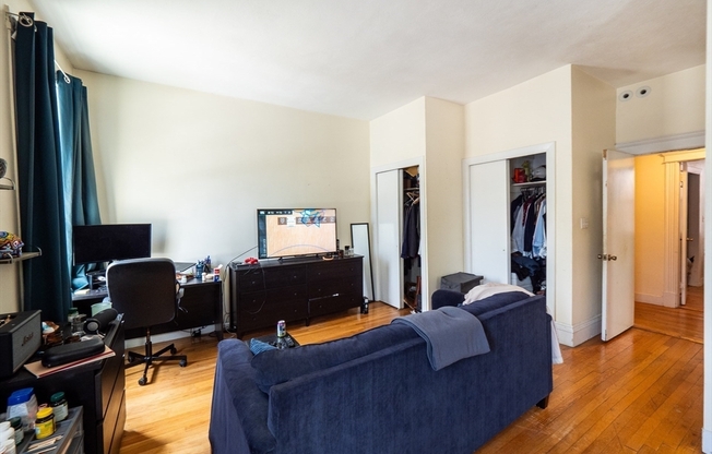481 Boylston St.