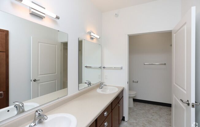 4 beds, 2 baths, 1,558 sqft, $2,485, Unit A529