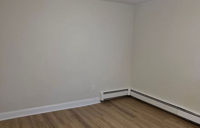 1 bed, 1 bath, 652 sqft, $1,995, Unit 427