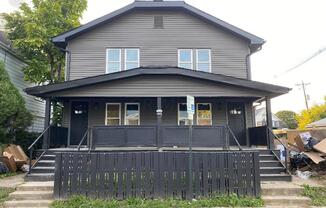 719 S 17 ST