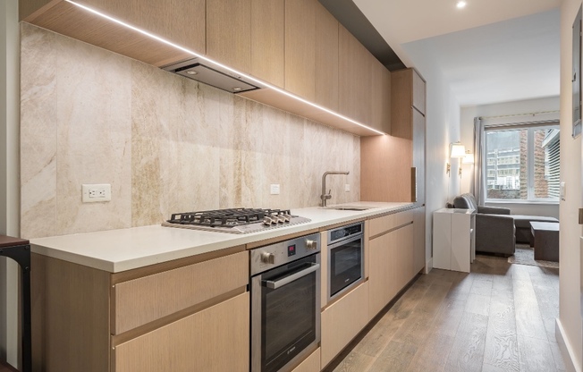 Studio, 1 bath, 467 sqft, $3,450, Unit 7M