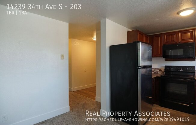 14239 34 AVE S