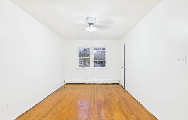10124 78 ST