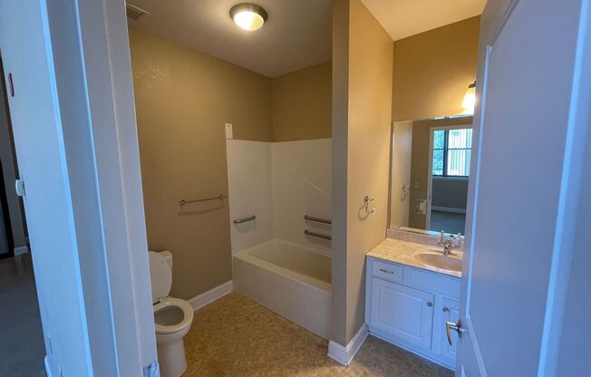 1 bed, 1 bath, 588 sqft, $1,125, Unit Apt 304